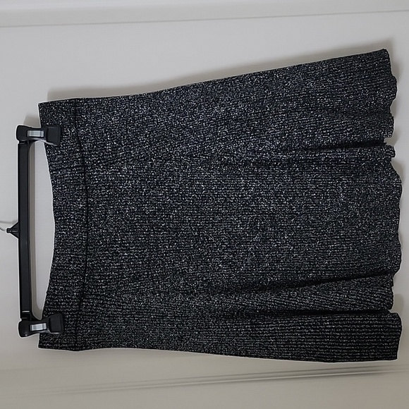 Xhilaration Size S Black with Silver Metallic A Line Swing Skirt, GUC - Picture 2 of 9
